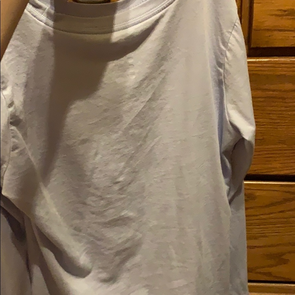 2 shirts - Picture 3 of 8